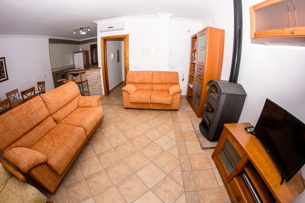 Apartamento Los Arcos ألورا المظهر الخارجي الصورة